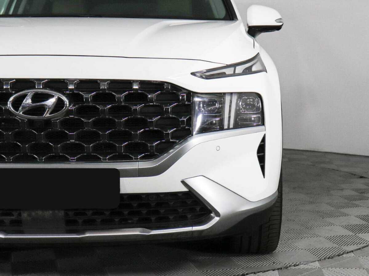 Hyundai Santa Fe с пробегом — 2023 год. Фото: #8