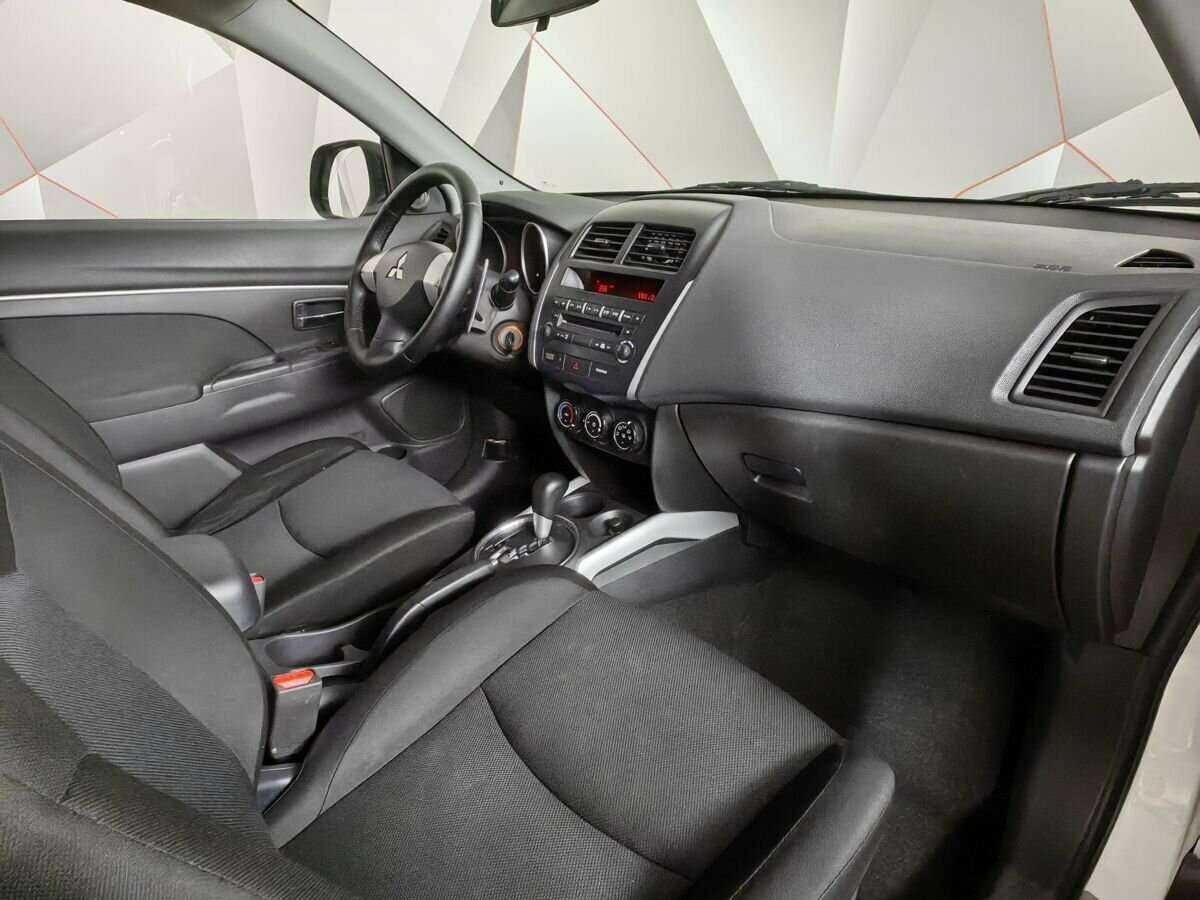 Mitsubishi ASX с пробегом — 2012 год. Фото: #8