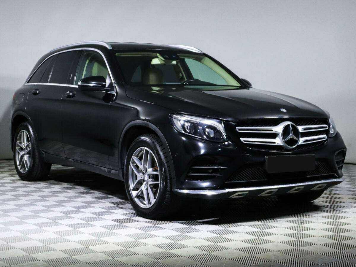 Mercedes-Benz GLC с пробегом — 2015 год. Фото: #2