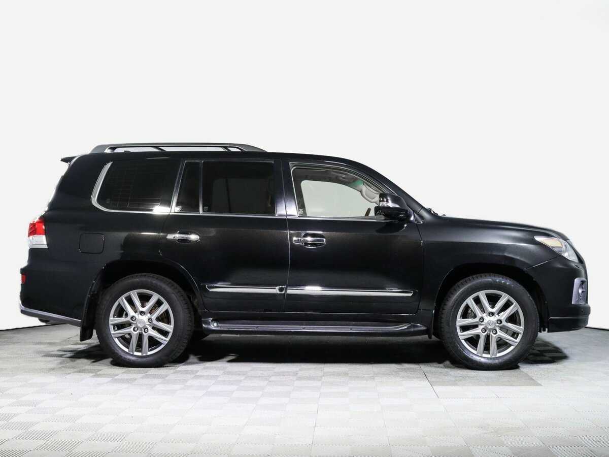 Lexus LX с пробегом — 2012 год. Фото: #3