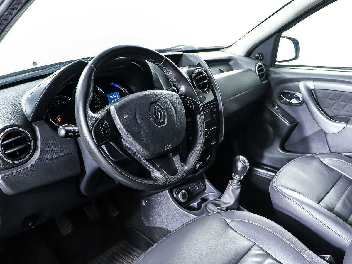 Renault Duster с пробегом — 2016 год. Фото: #11