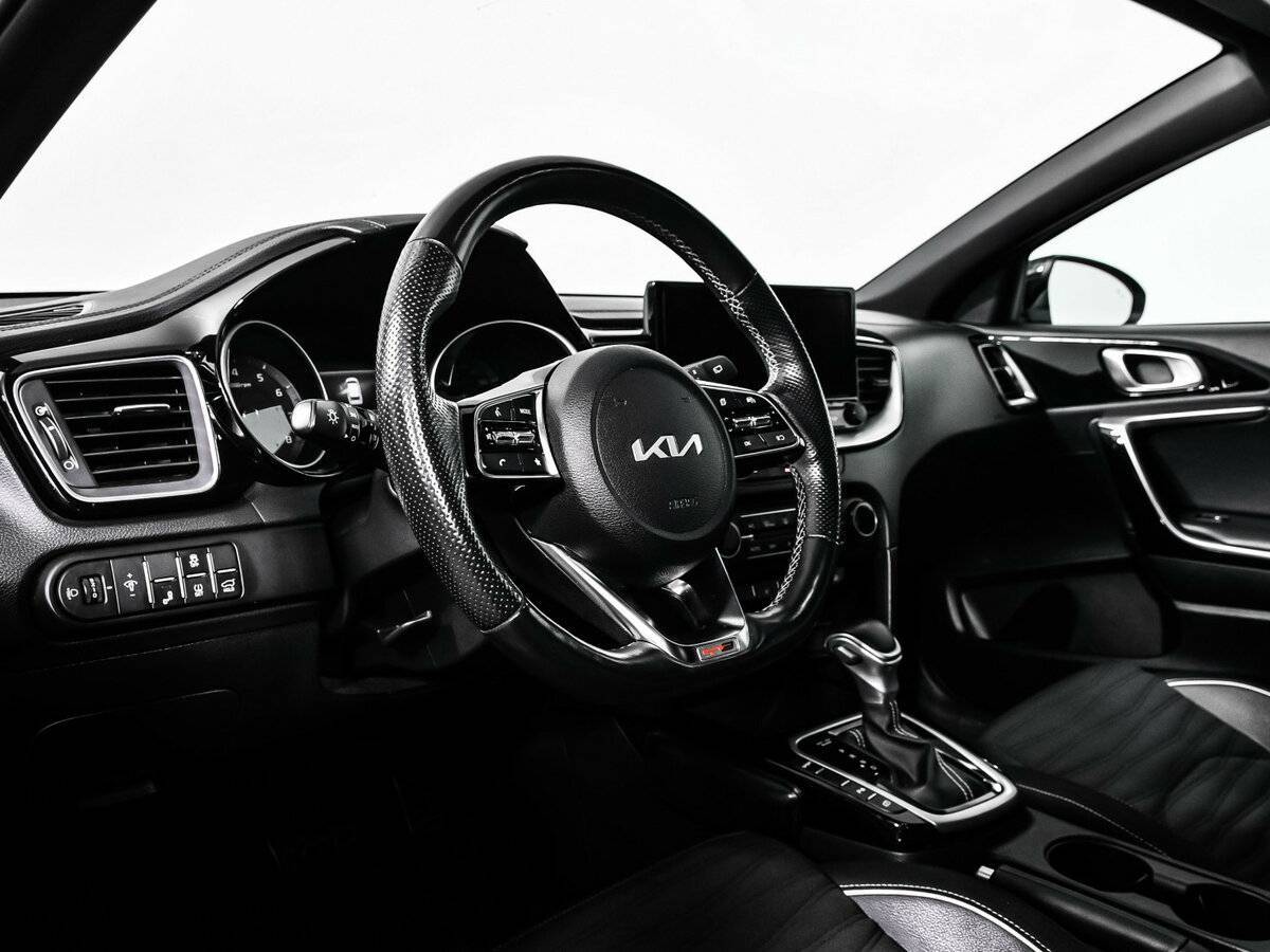 Kia Ceed с пробегом — 2021 год. Фото: #11
