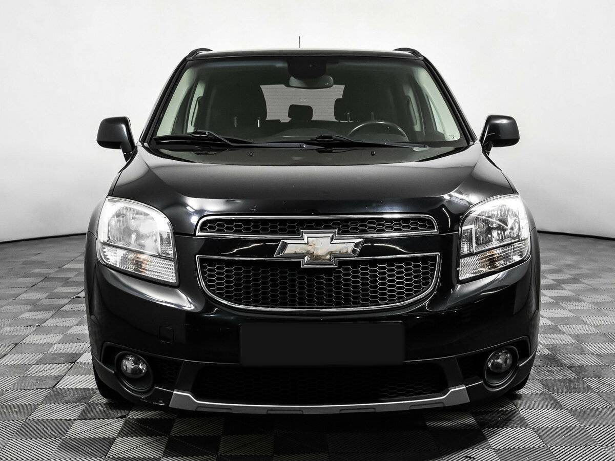 Chevrolet Orlando с пробегом — 2012 год. Фото: #1