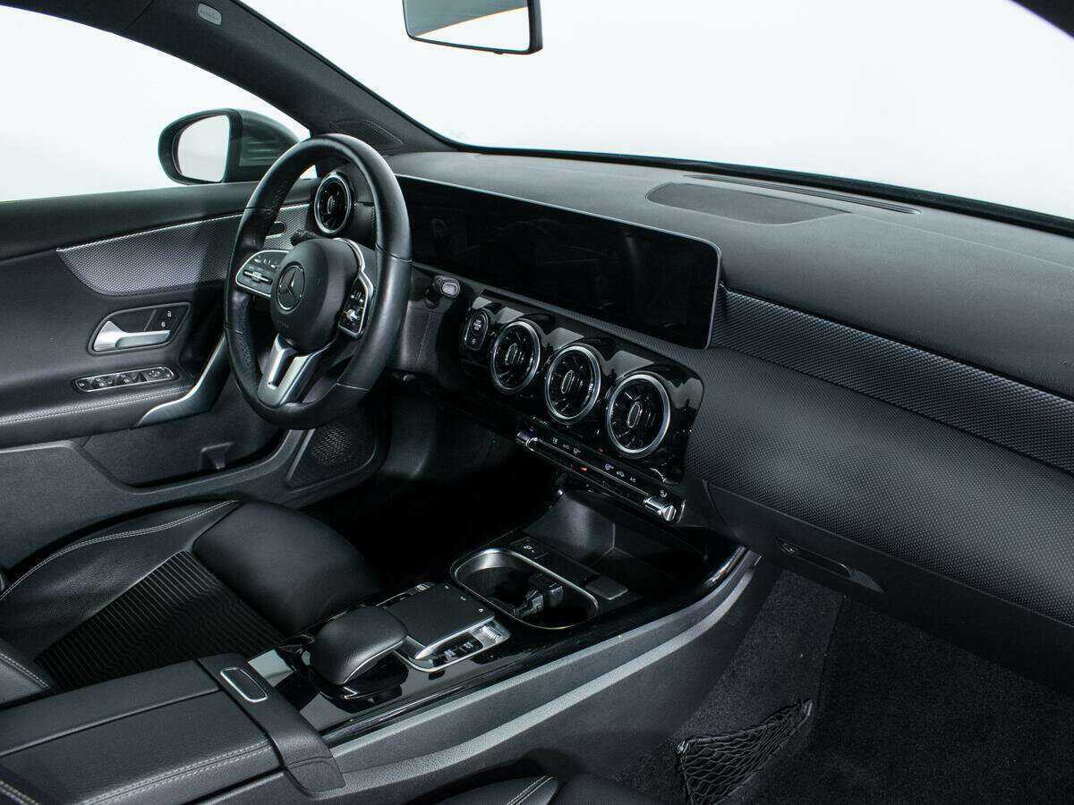 Mercedes-Benz A-Класс с пробегом — 2019 год. Фото: #8