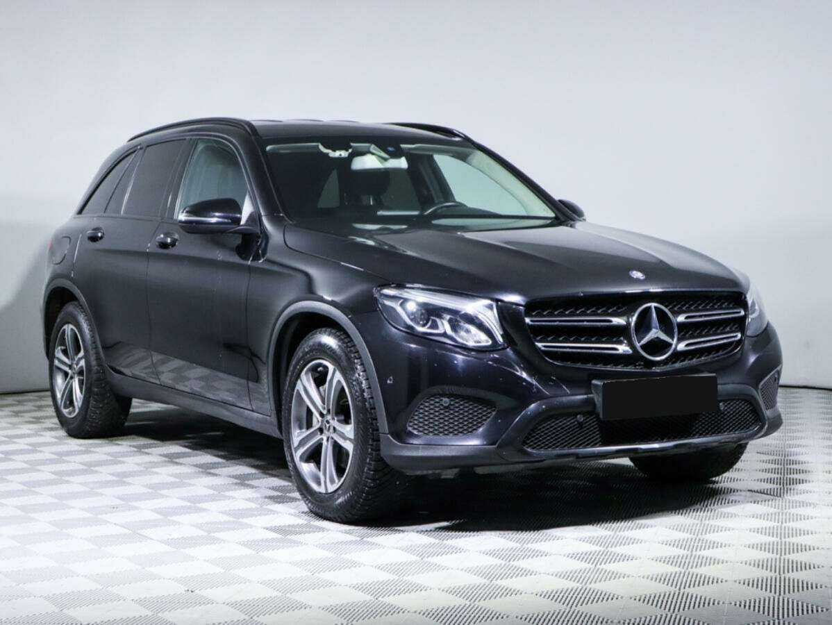 Mercedes-Benz GLC с пробегом — 2017 год. Фото: #2