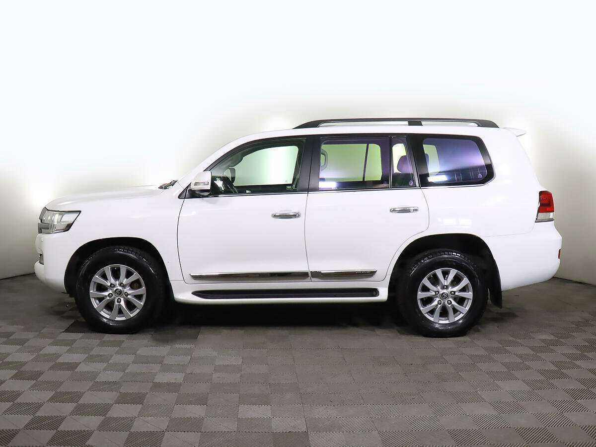 Toyota Land Cruiser с пробегом — 2015 год. Фото: #6