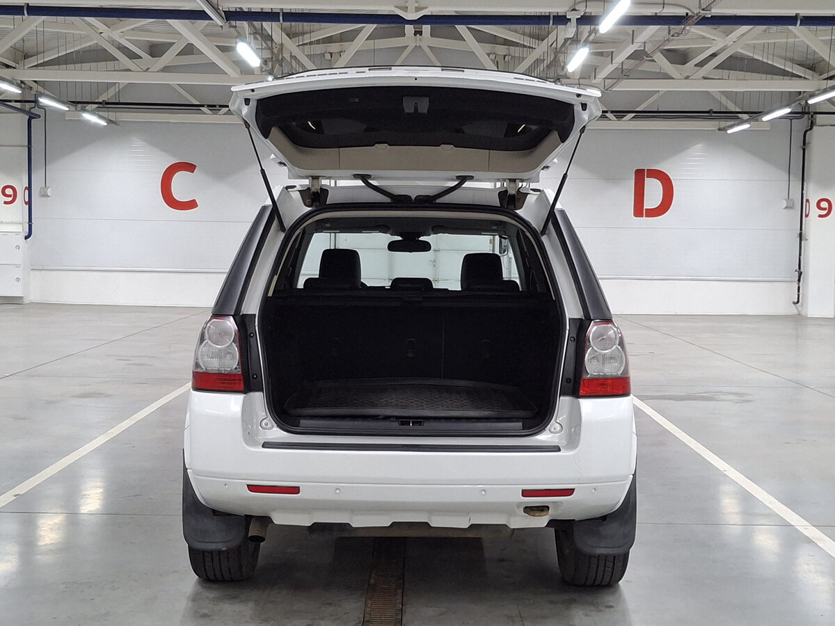 Land Rover Freelander с пробегом — 2010 год. Фото: #9