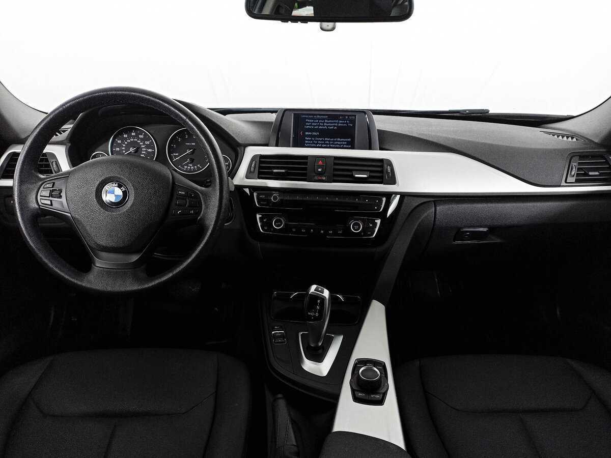 BMW 3 серии с пробегом — 2018 год. Фото: #11