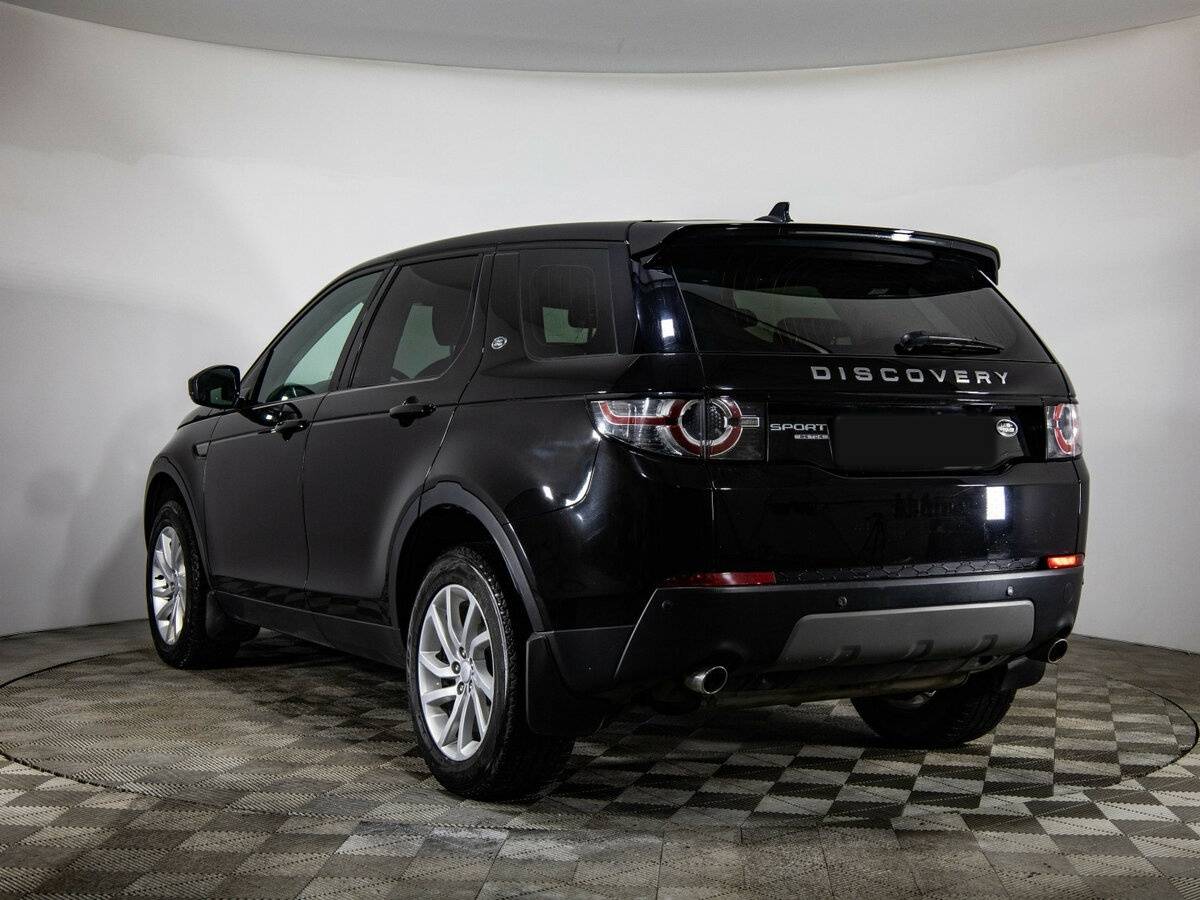 Land Rover Discovery Sport с пробегом — 2016 год. Фото: #6