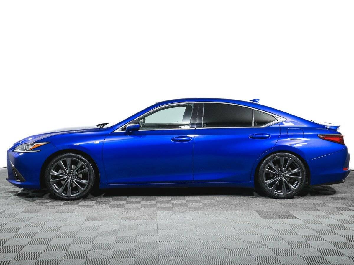 Lexus ES с пробегом — 2019 год. Фото: #4