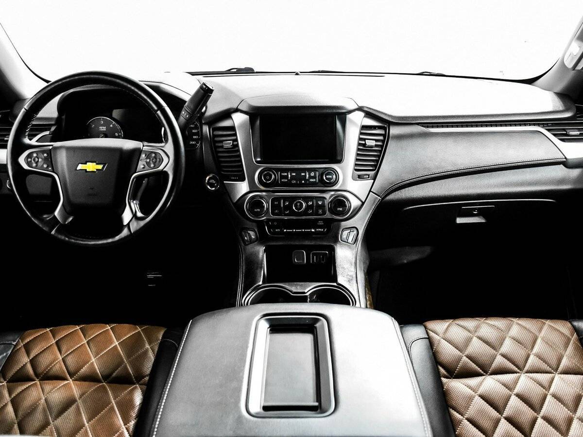Chevrolet Tahoe с пробегом — 2017 год. Фото: #10