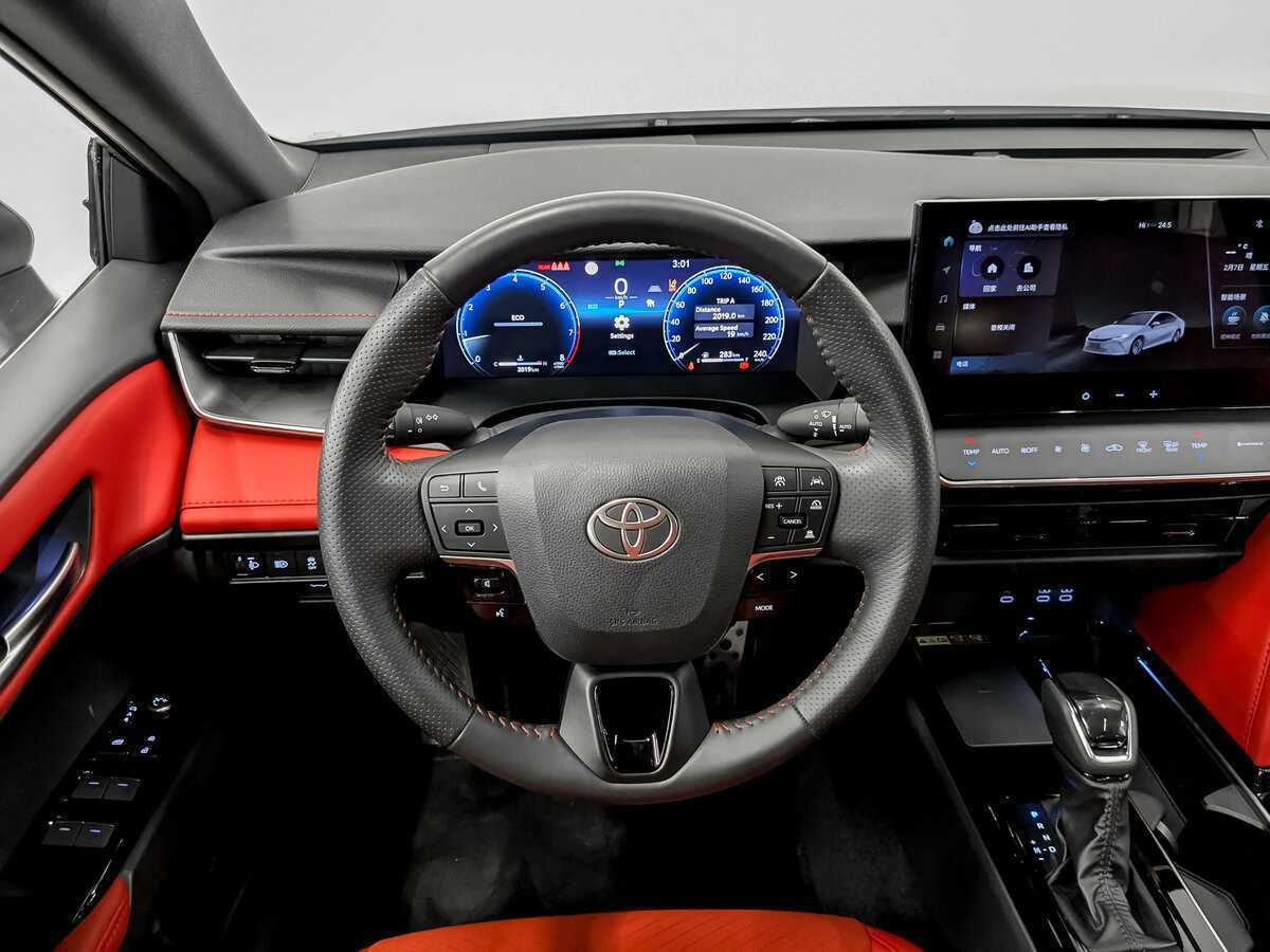 Toyota Camry с пробегом — 2024 год. Фото: #19