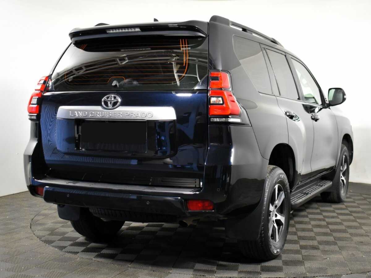 Toyota Land Cruiser Prado с пробегом — 2018 год. Фото: #3