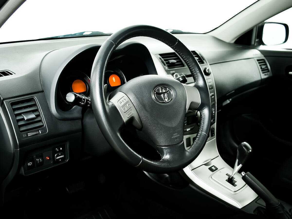 Toyota Corolla с пробегом — 2007 год. Фото: #12