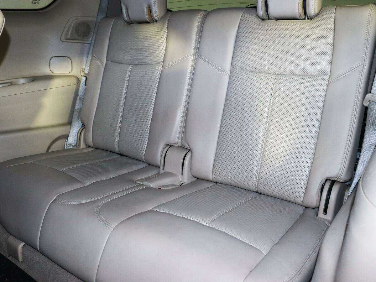Nissan Pathfinder с пробегом — 2014 год. Фото: #14