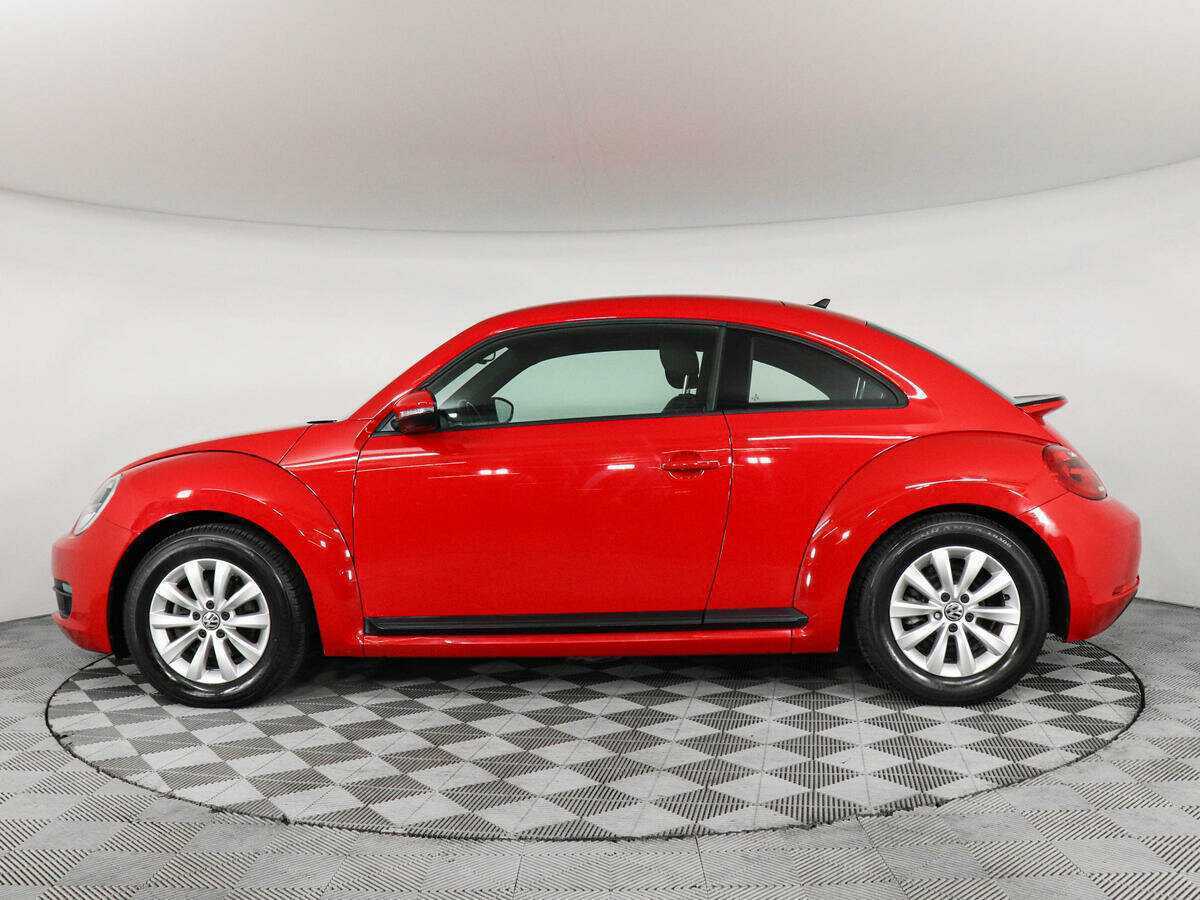 Volkswagen Beetle с пробегом — 2013 год. Фото: #7