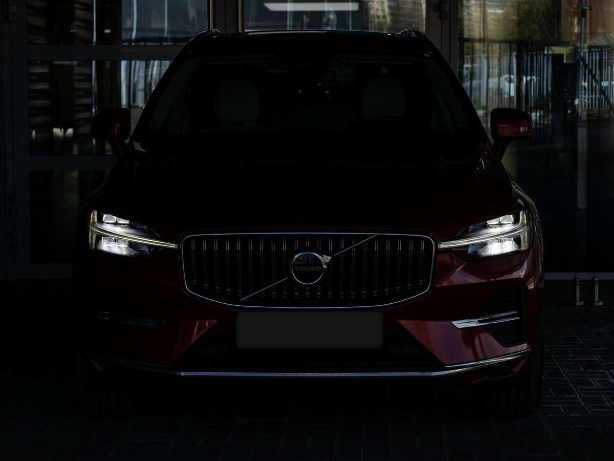 Volvo XC60 с пробегом — 2021 год. Фото: #4