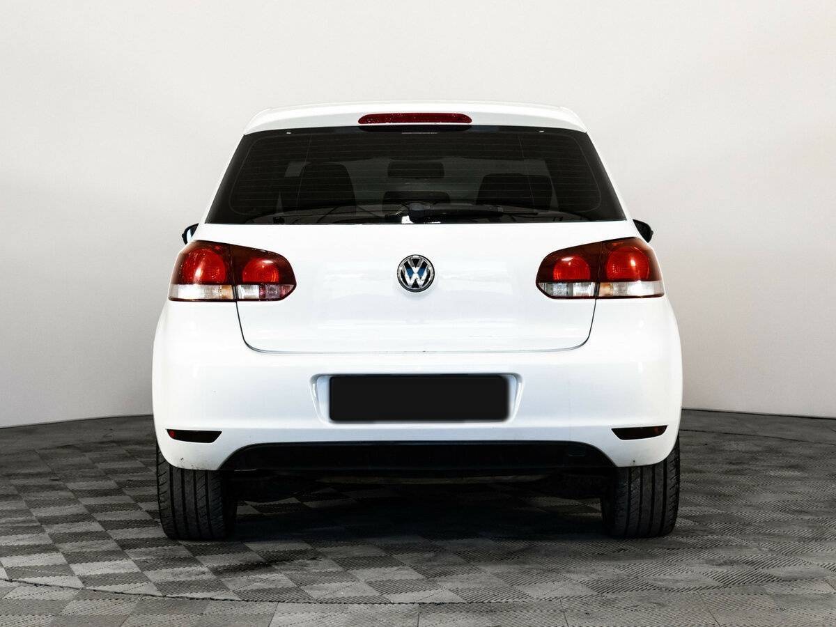 Volkswagen Golf с пробегом — 2009 год. Фото: #4
