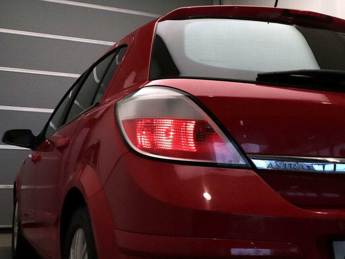 Opel Astra с пробегом — 2007 год. Фото: #23
