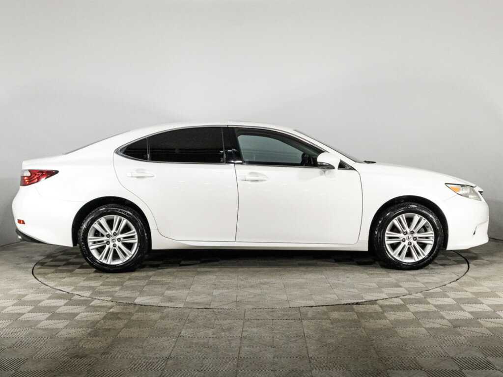 Lexus ES с пробегом — 2013 год. Фото: #3