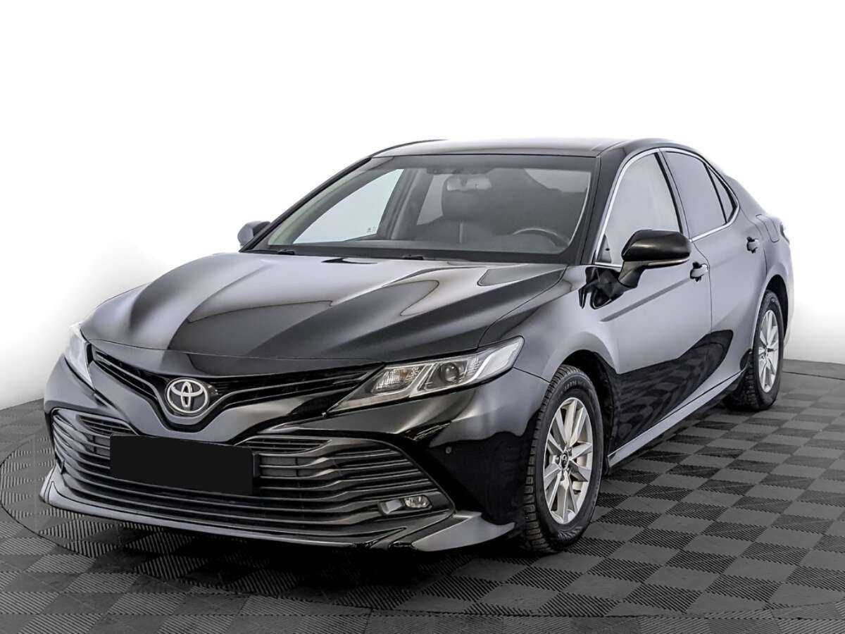 Toyota Camry с пробегом — 2019 год. Посмотреть фото
