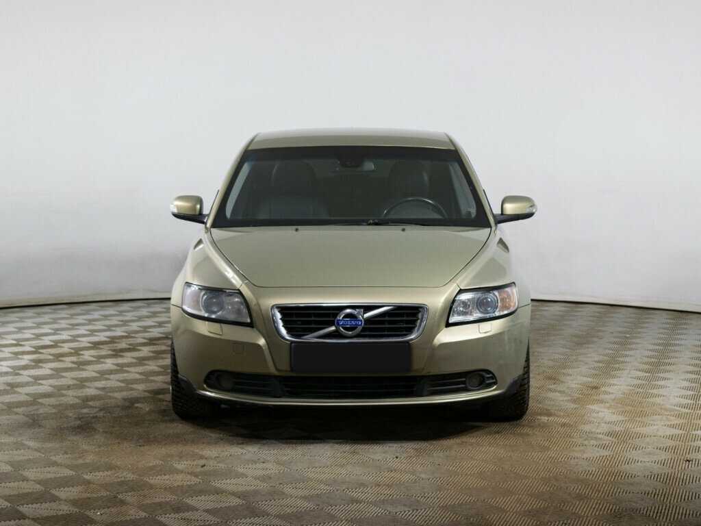 Volvo S40 с пробегом — 2007 год. Фото: #1
