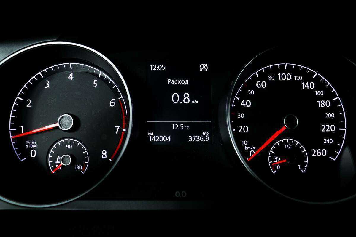 Volkswagen Golf с пробегом — 2013 год. Фото: #9