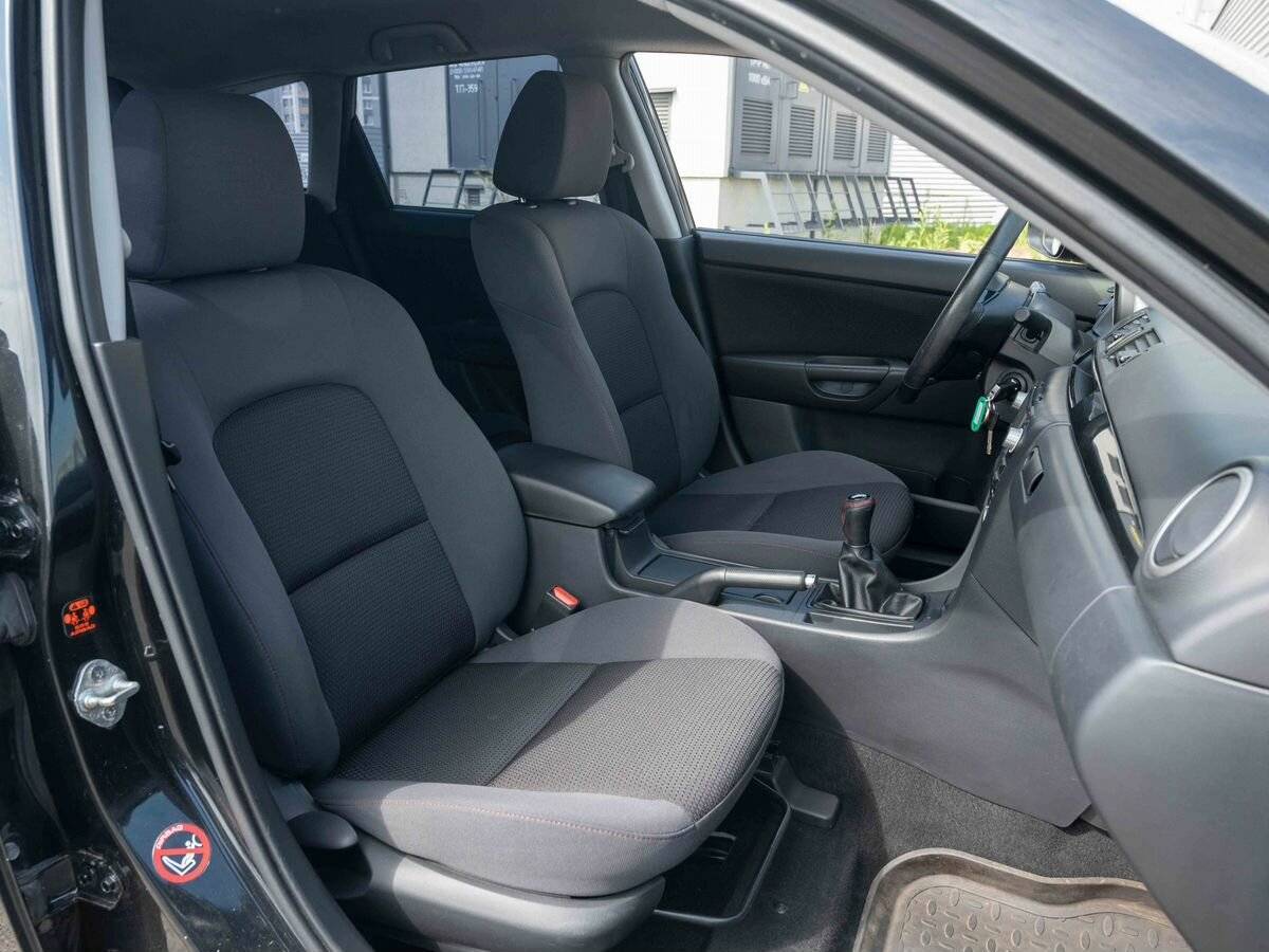 Mazda 3 с пробегом — 2008 год. Фото: #12