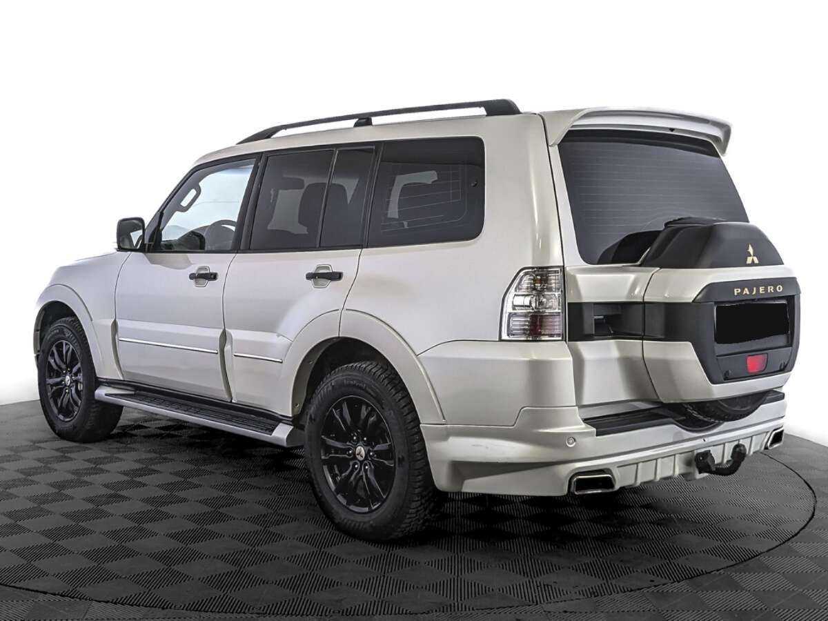 Mitsubishi Pajero с пробегом — 2020 год. Фото: #5