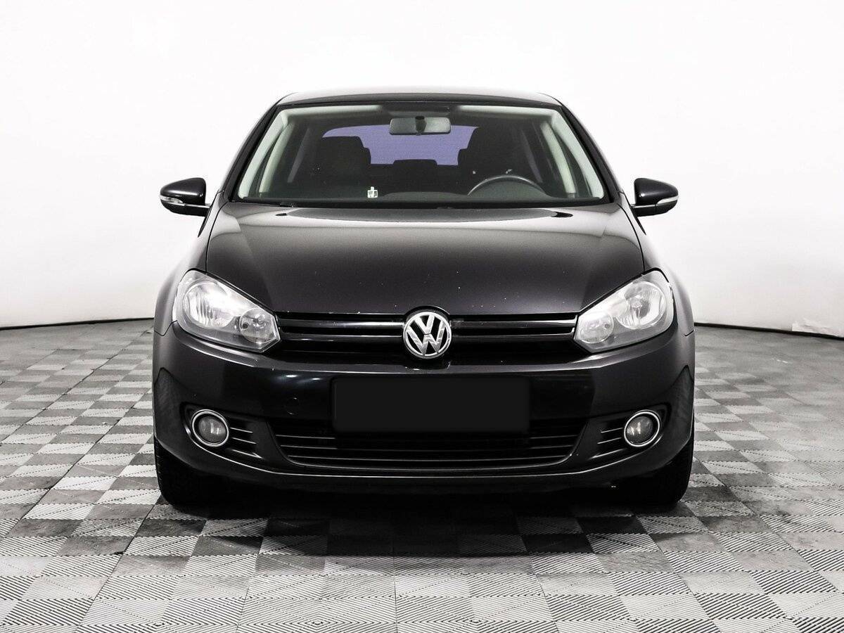 Volkswagen Golf с пробегом — 2010 год. Фото: #1