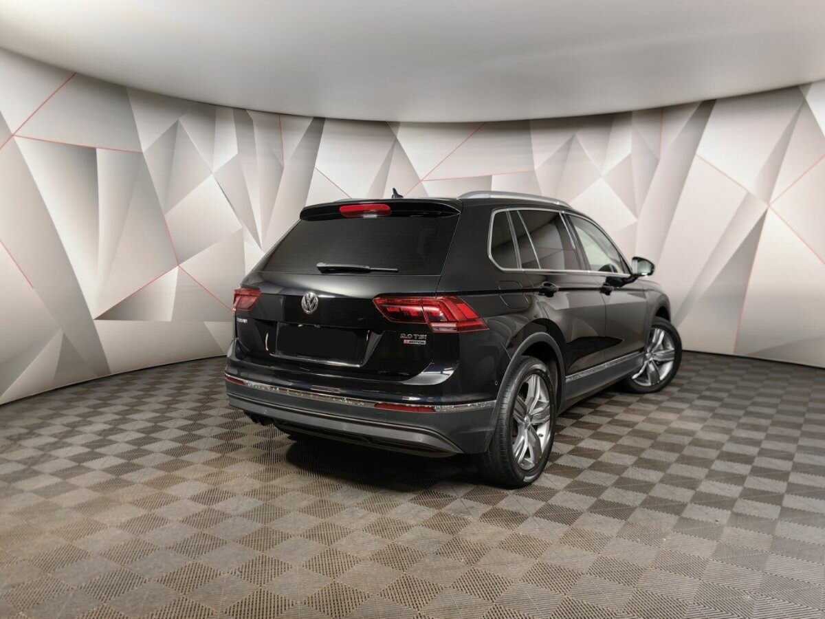Volkswagen Tiguan с пробегом — 2017 год. Фото: #1