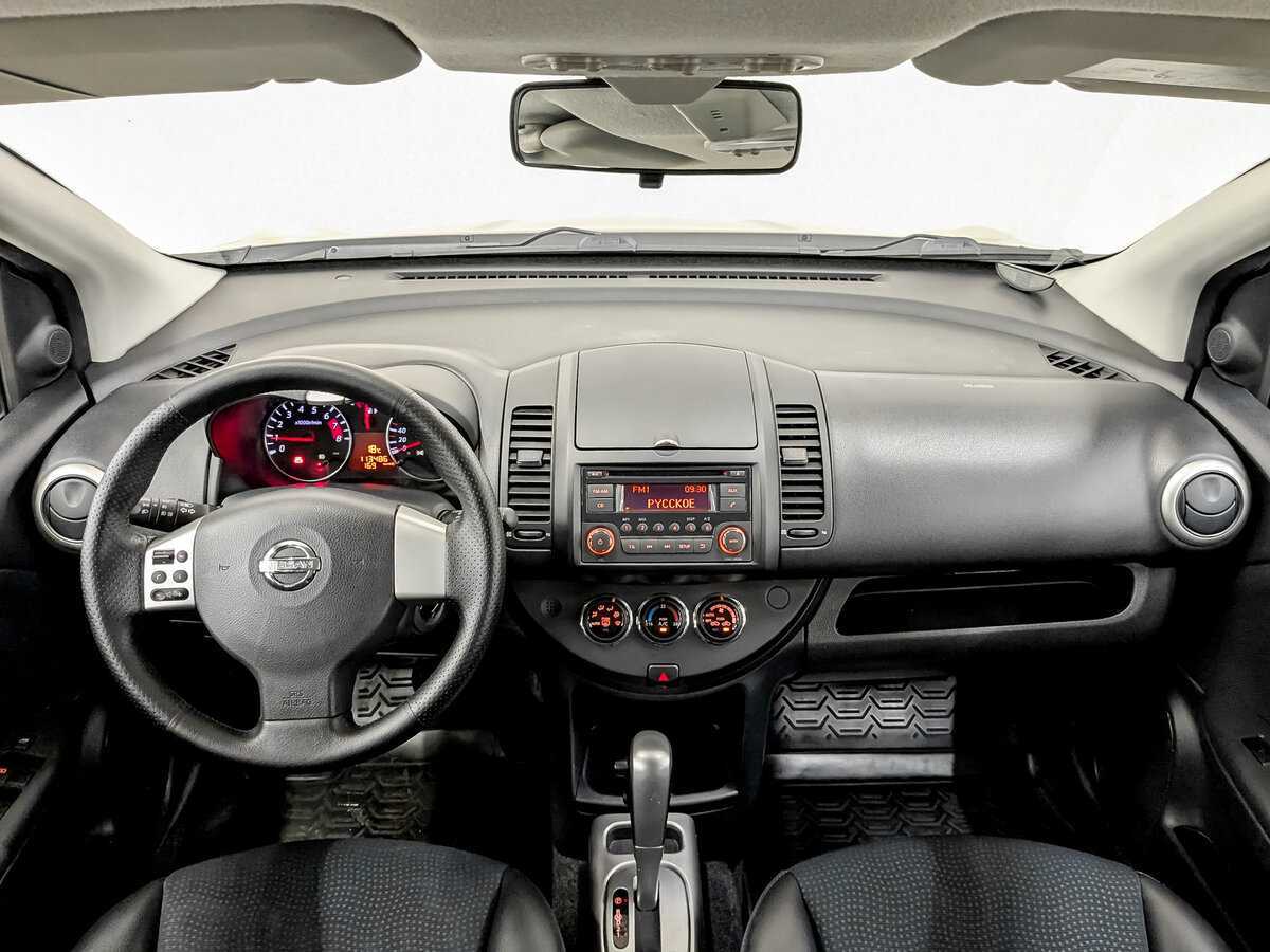 Nissan Note с пробегом — 2013 год. Фото: #13