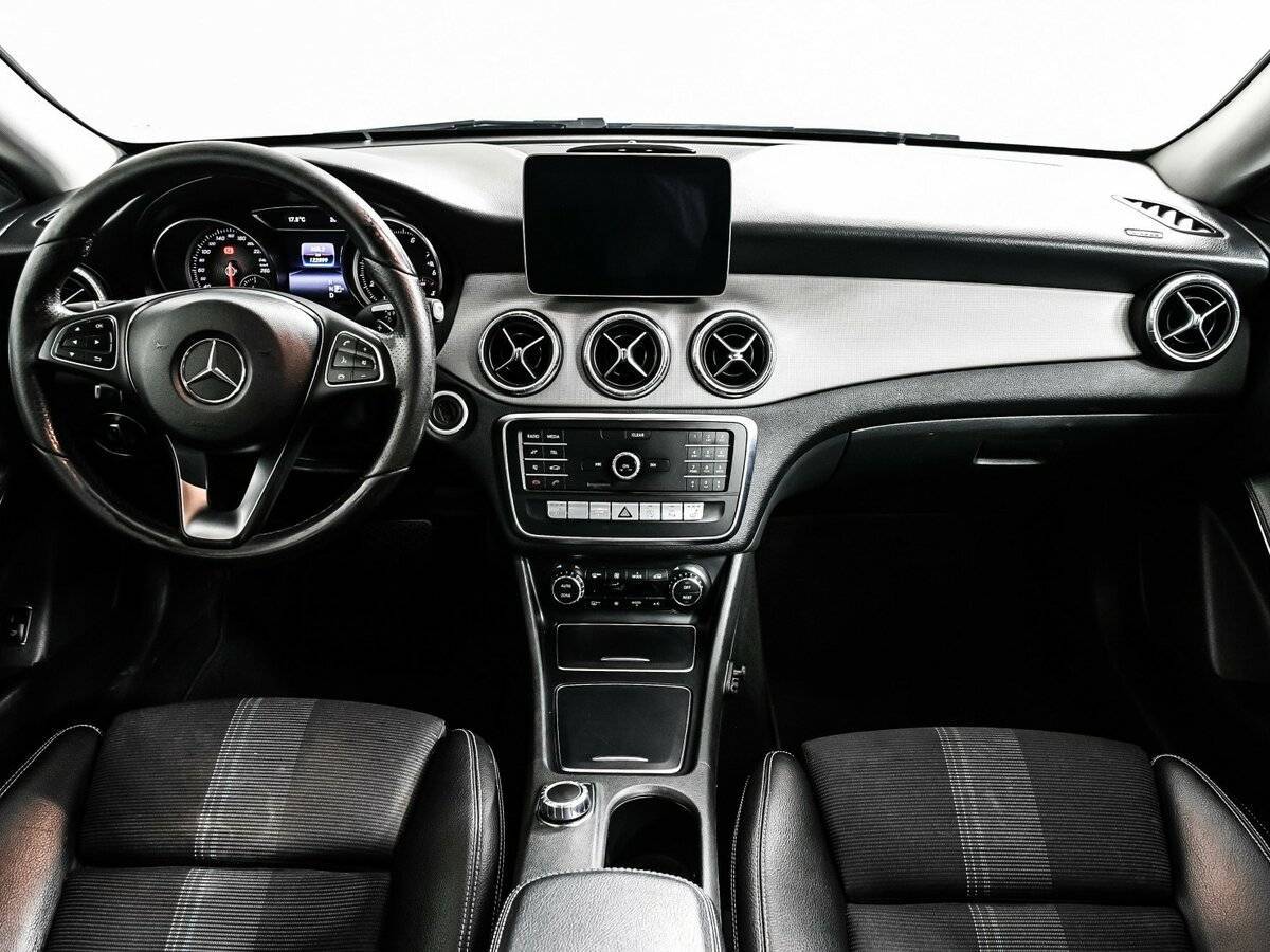 Mercedes-Benz CLA с пробегом — 2018 год. Фото: #9