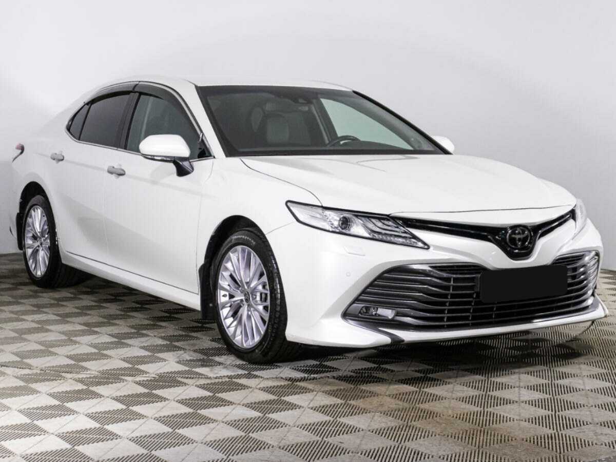 Toyota Camry с пробегом — 2020 год. Фото: #5
