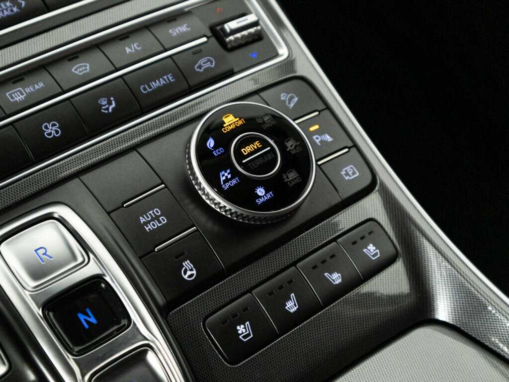 Hyundai Santa Fe с пробегом — 2021 год. Фото: #19