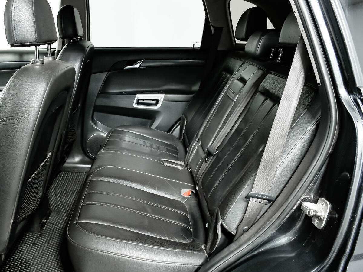 Opel Antara с пробегом — 2011 год. Фото: #10