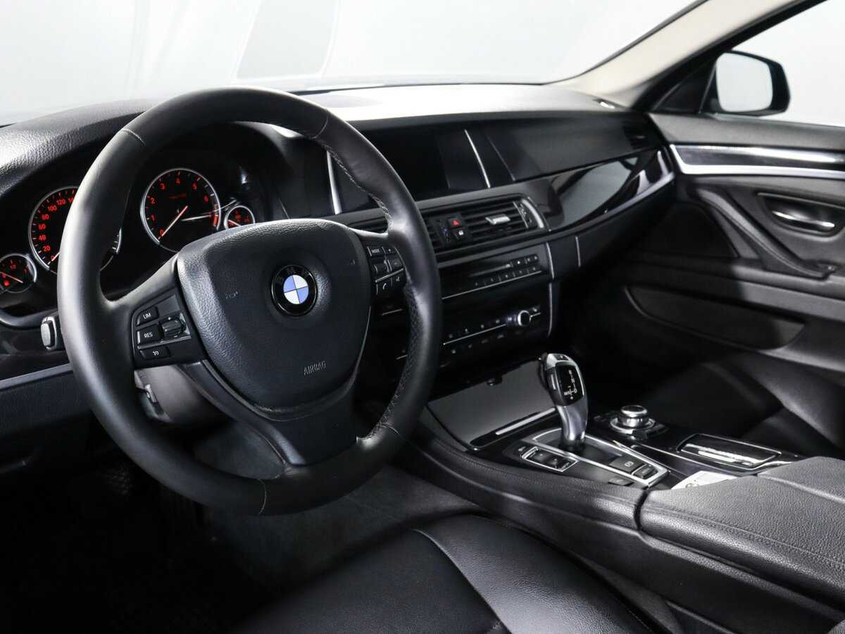 BMW 5 серии с пробегом — 2014 год. Фото: #10