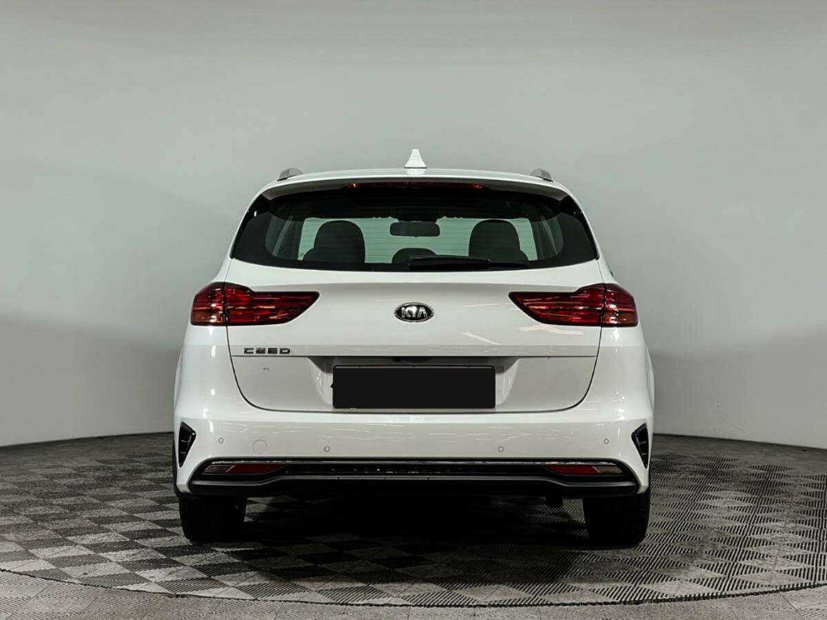 Kia Ceed с пробегом — 2021 год. Фото: #5