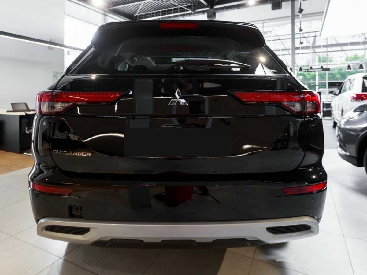 Mitsubishi Outlander с пробегом — 2022 год. Фото: #5