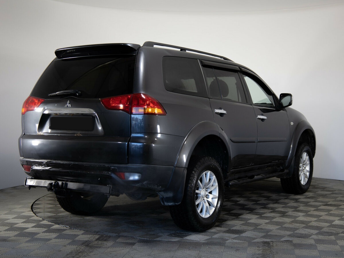 Mitsubishi Pajero Sport с пробегом — 2010 год. Фото: #4