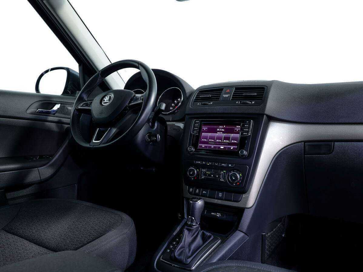 Skoda Yeti с пробегом — 2015 год. Фото: #7