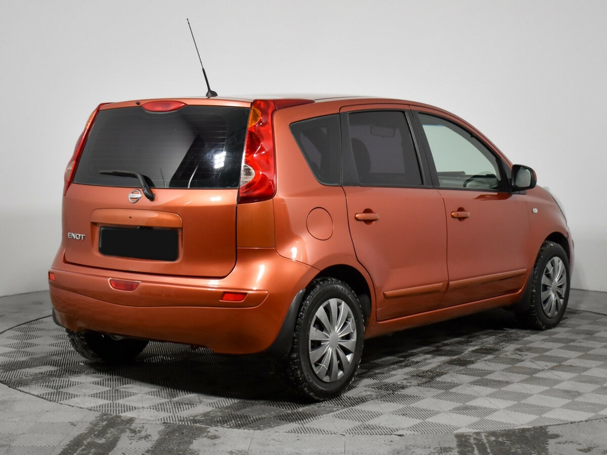 Nissan Note с пробегом — 2007 год. Фото: #4