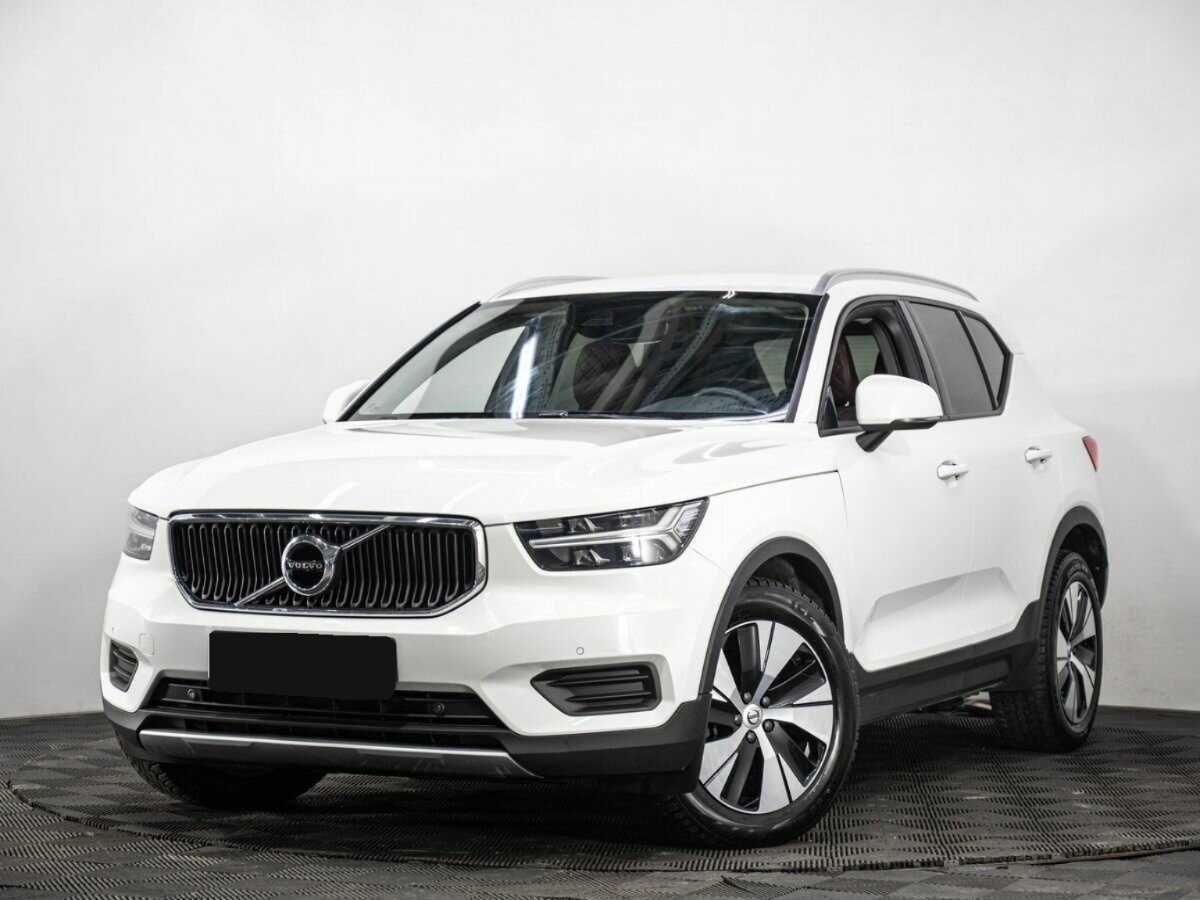 Volvo XC40 с пробегом — 2020 год. Посмотреть фото