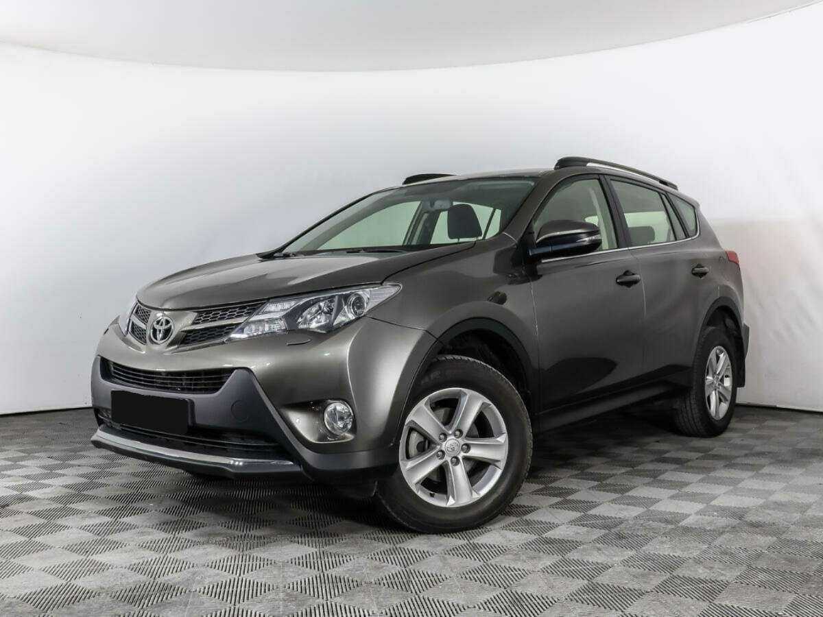 Toyota RAV4 с пробегом — 2013 год. Фото: #0