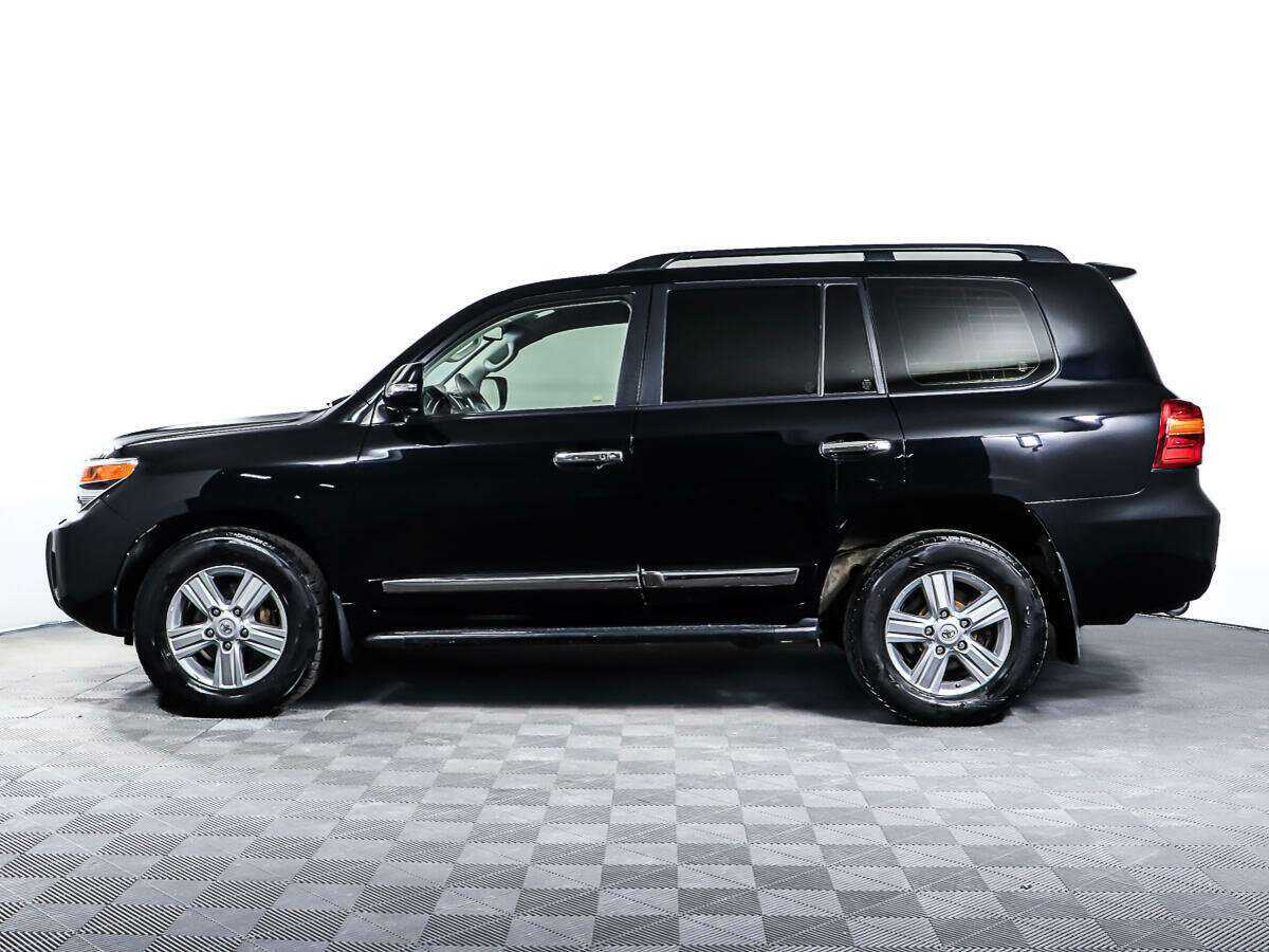 Toyota Land Cruiser с пробегом — 2012 год. Фото: #6