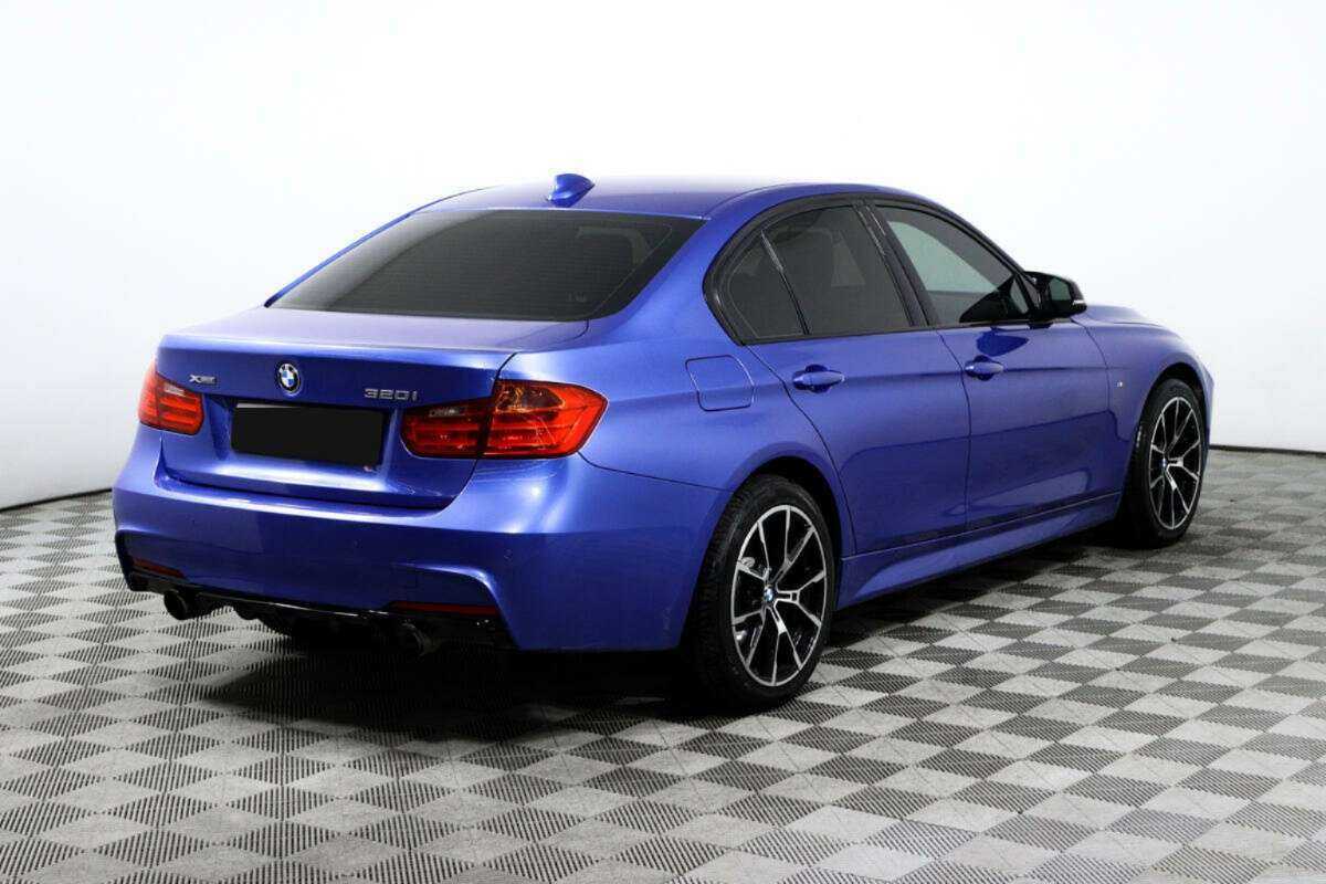 BMW 3 серии с пробегом — 2015 год. Фото: #4