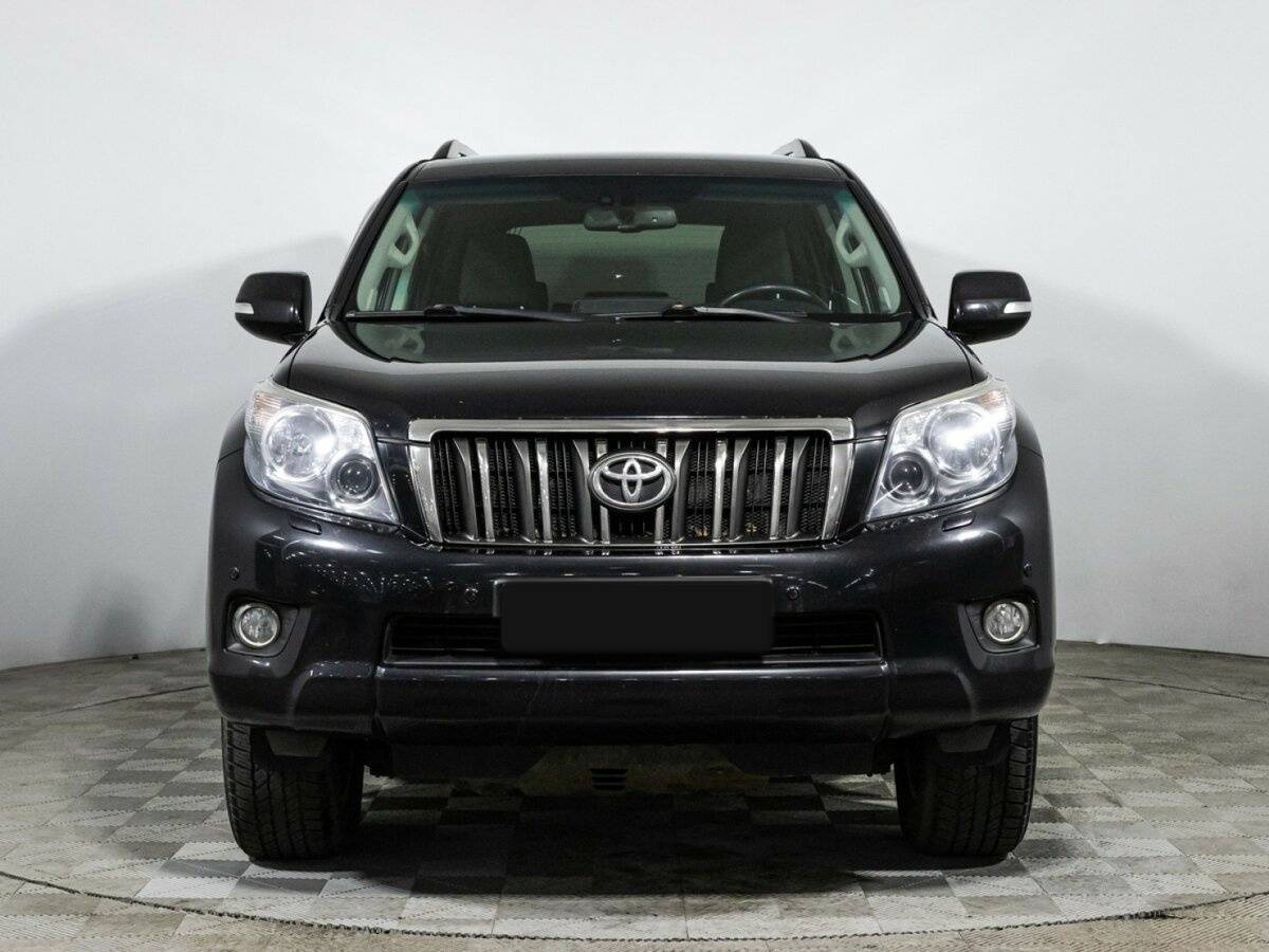 Toyota Land Cruiser Prado с пробегом — 2011 год. Фото: #1