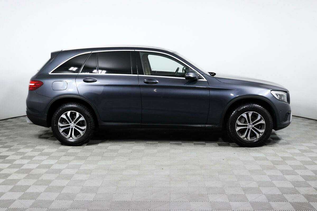 Mercedes-Benz GLC с пробегом — 2015 год. Фото: #3