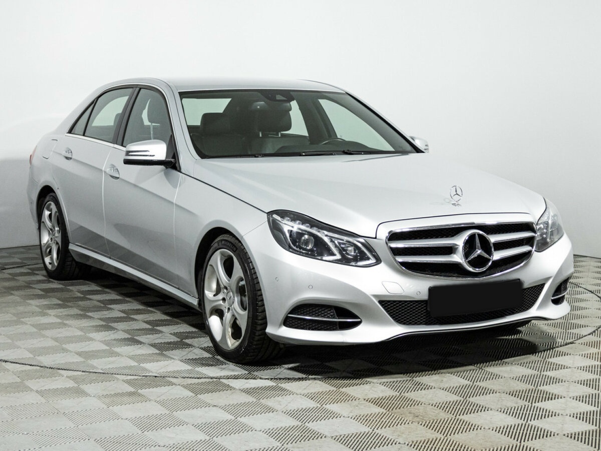 Mercedes-Benz E-Класс с пробегом — 2013 год. Фото: #2