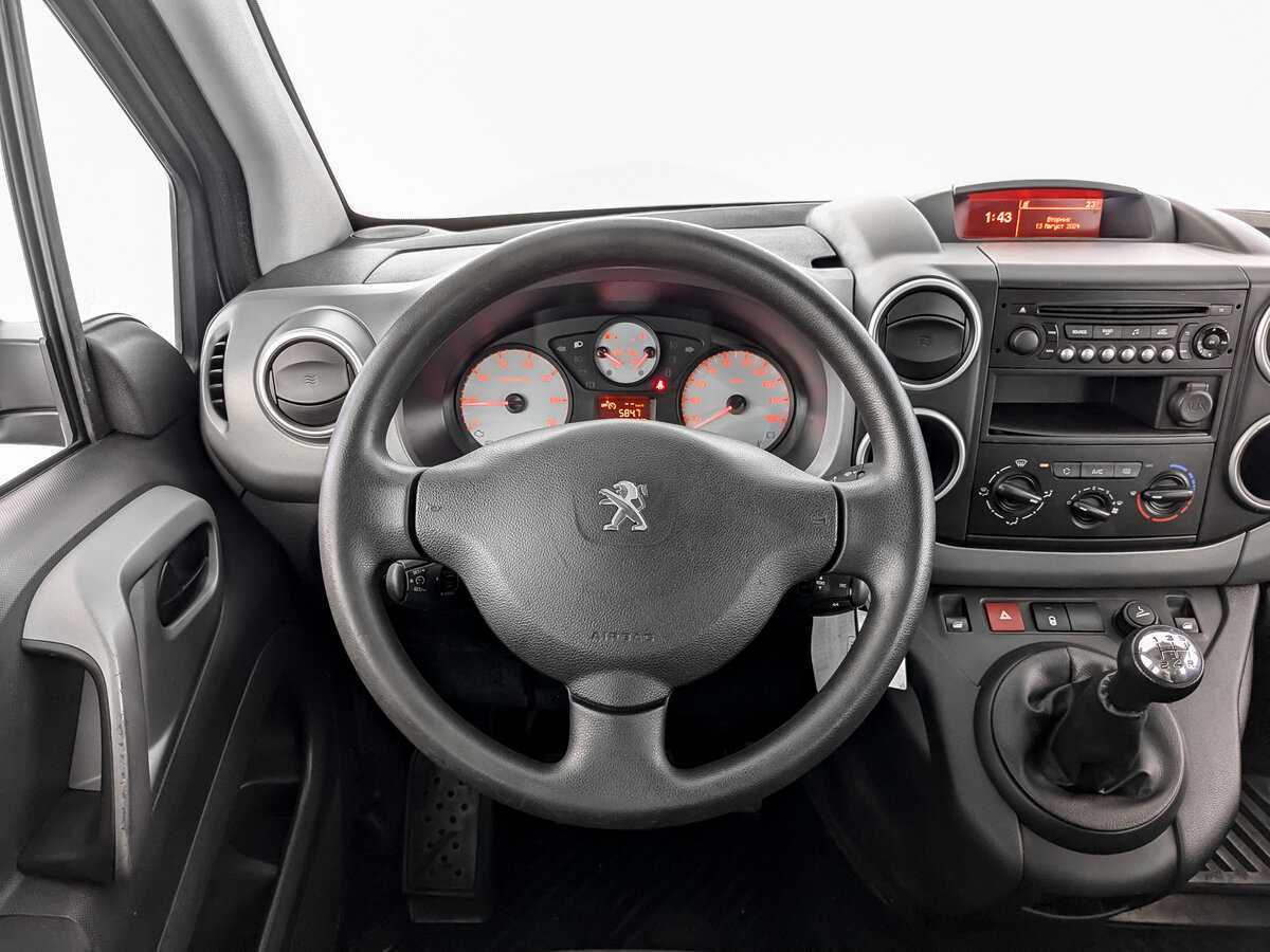 Peugeot Partner с пробегом — 2018 год. Фото: #16